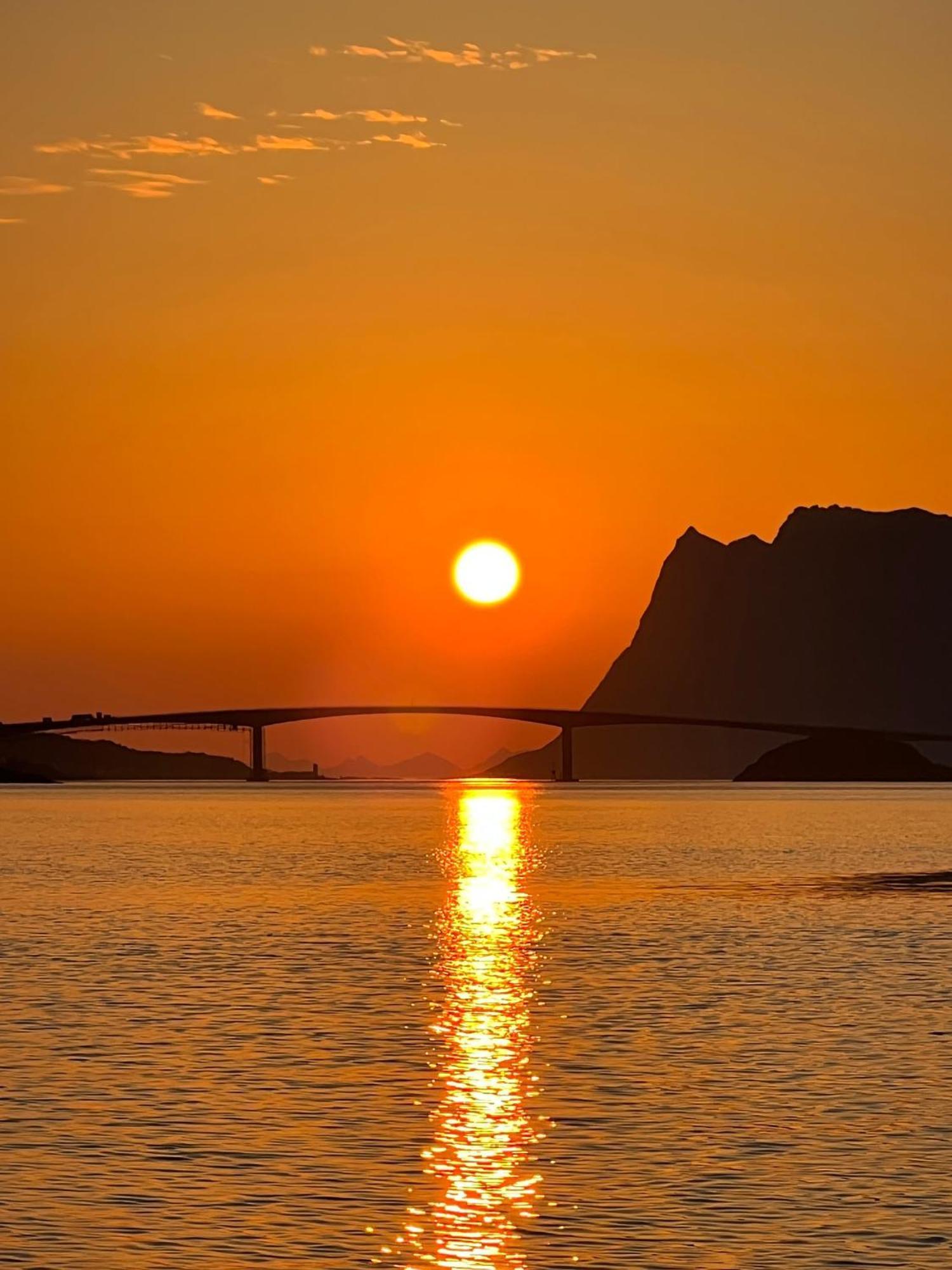 Sentralt I Lofoten Holiday home Kleppstad